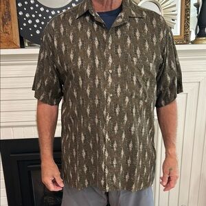 Feldini Geometric Vintage Men's Casual Olive Patterned Button-Down Shirt